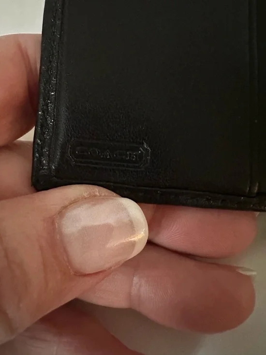 Coach Black and Cream Signature Buckle Wallet - Picture 13 of 16